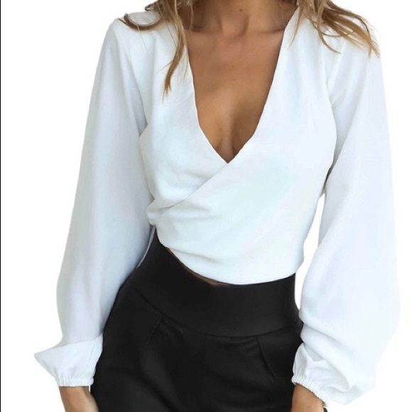 Party In The Tie Back Bow Cropped Blouse - Picture 3 of 5